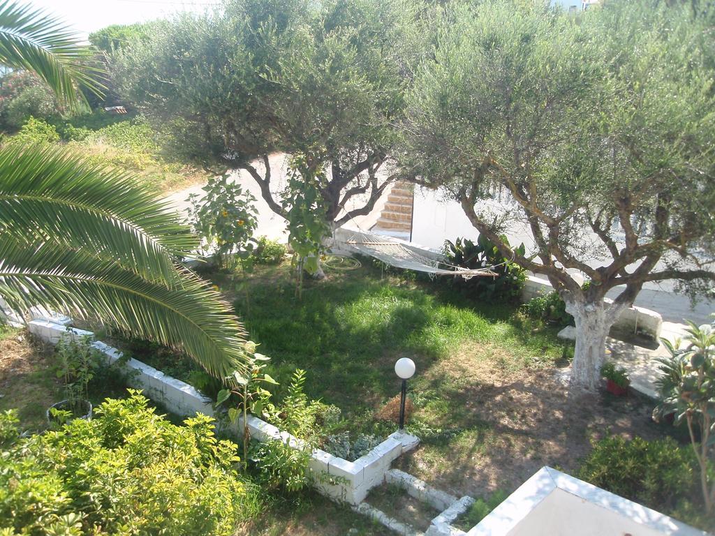 Billy'S Amoudi Apartments Habitación foto